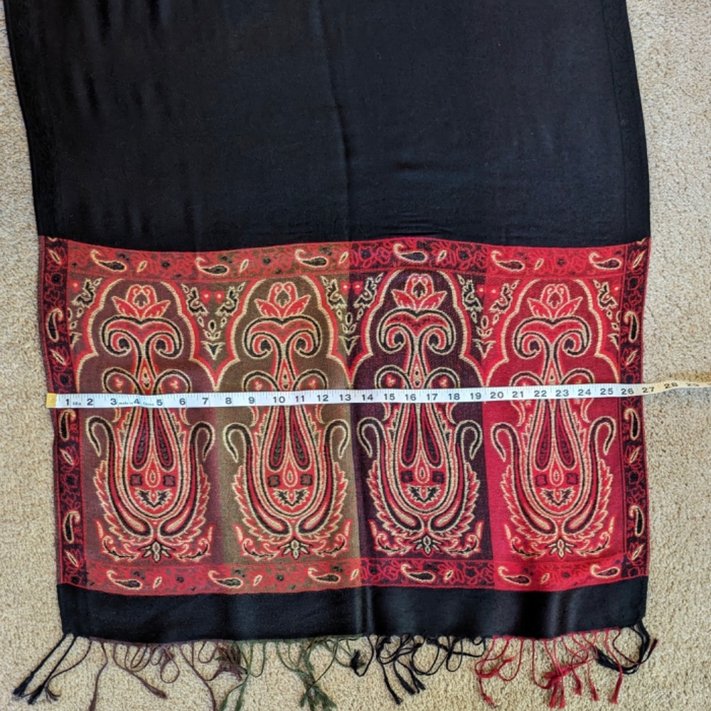 Large Scarf or Wrap with Fringe - Picture 5 of 10